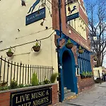 The Black Horse *