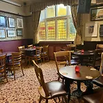The Black Horse Estalagem